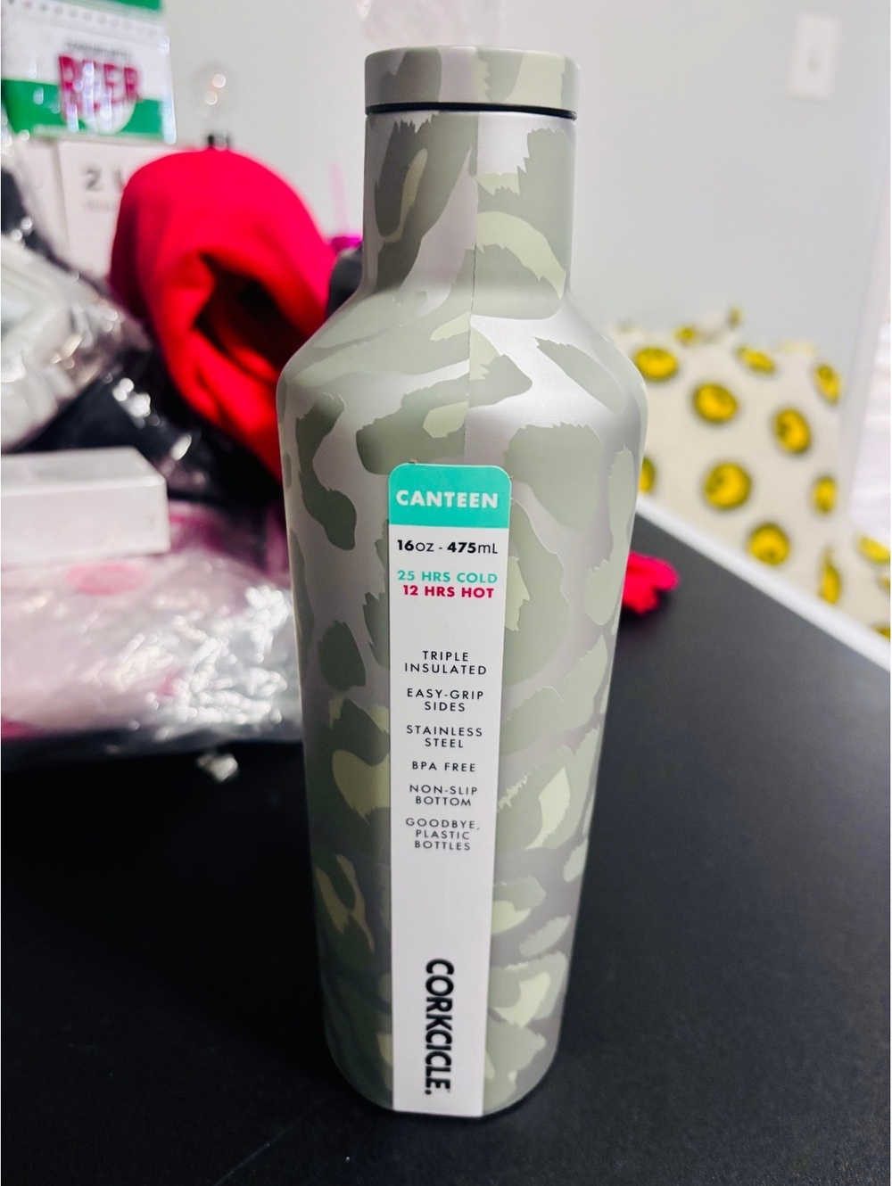 NWT Corkcicle canteen camouflage water bottle